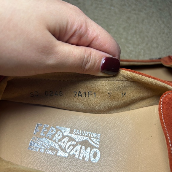 Salvatore Ferragamo loafers - Picture 3 of 4